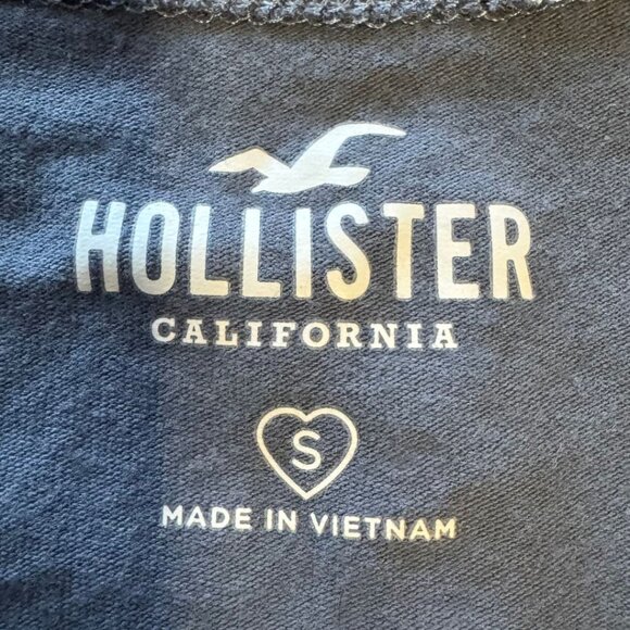 Hollister Crop Top - Picture 3 of 5
